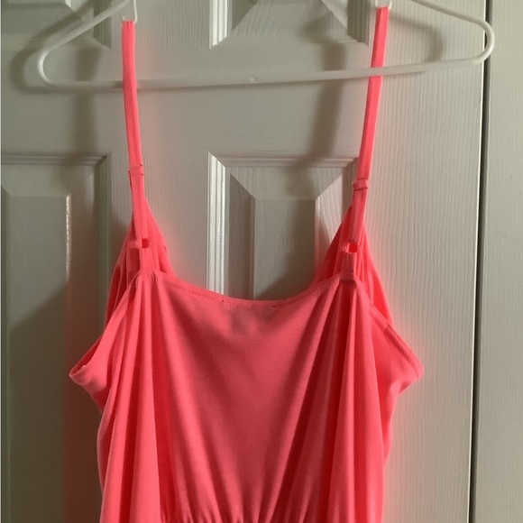 Coral NWOT Beautiful Summertime Dress. - Picture 14 of 15